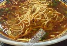 网友爆料凉面条视频,凉面条制作过程大揭秘！